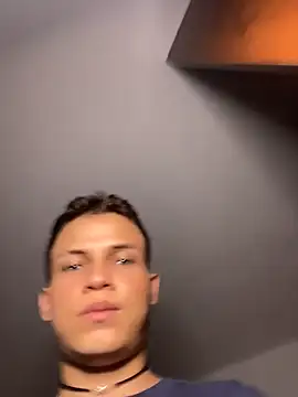 Chat XXX ao vivo de _Leo_Boy