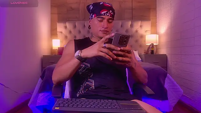 Chatroom XXX en direct de LiamDeeps