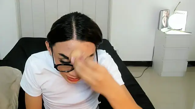 XXX chat uživo modela MirandaSterling