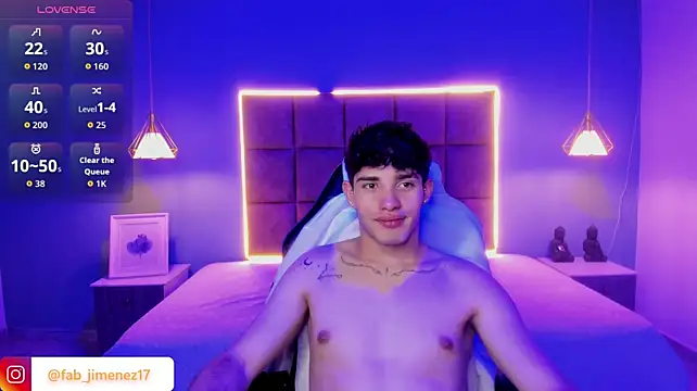 Онлайн чат XXX AlejooTwink