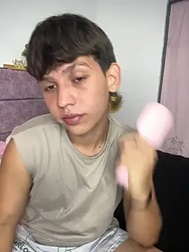 צ'אט XXX בשידור חי של Samu_bahachira