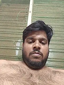Show modela Cutehornyyboiy na web-kameri