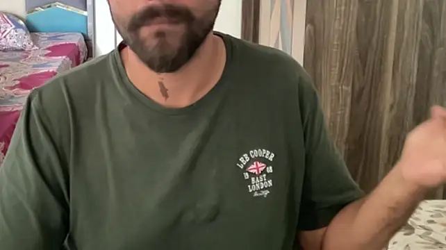 Mr_Raje's Live XXX Chat