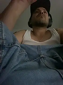 GusanoDelicioso's Live XXX Chat