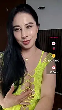 Emma_HotkissのライブXXXチャット