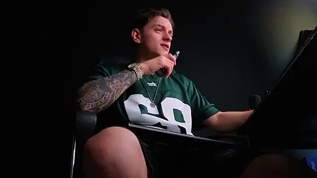 FelixStarkk Live XXX-Chat