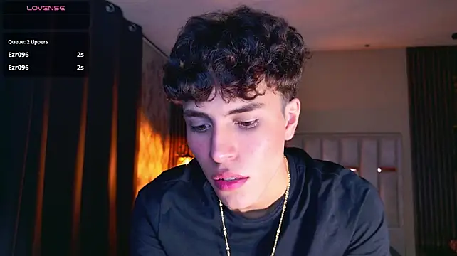 XXX chat uživo modela Michaell_Peters