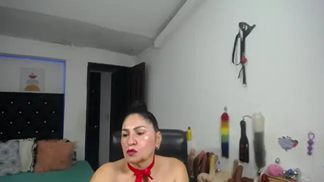 Онлайн чат XXX mature_bigboobs10