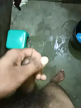 fucktheboy11's Live XXX Chat