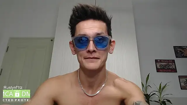 Chat XXX ao vivo de Rustynf1tz_