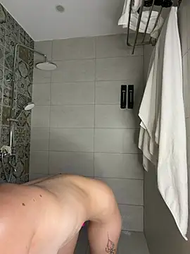 XXX chat uživo modela FlexibleDoll_