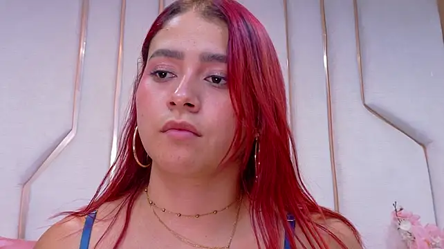 Hannah_Scot Live XXX-chat