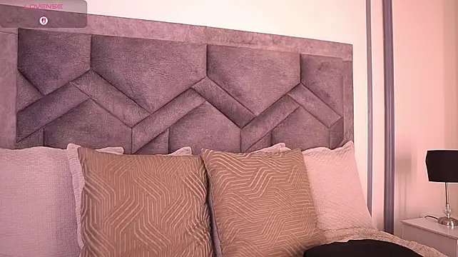 צ'אט XXX בשידור חי של MiaKay1