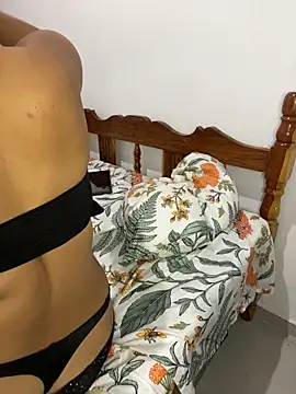 SofixxZ লাইভ XXX চ্যাট