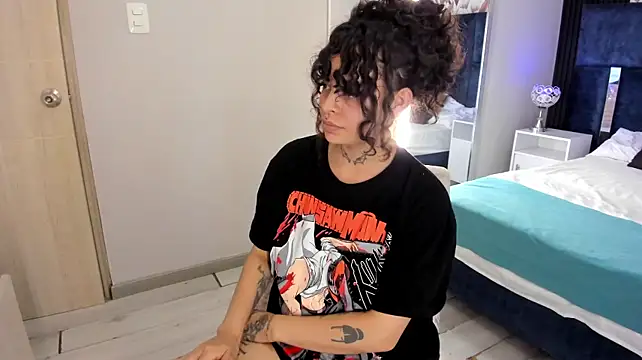 KatherineGomez Chat XXX in diretta