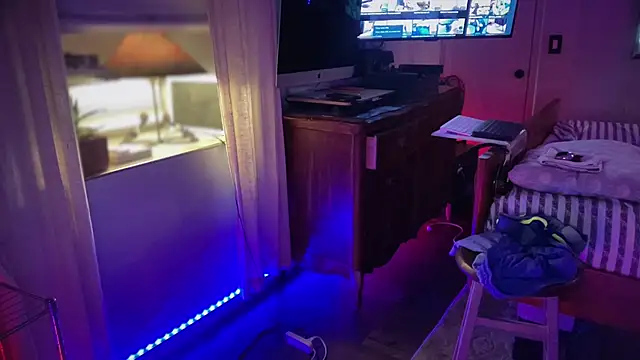 Czat XXX na żywo – FitStacheDaddy