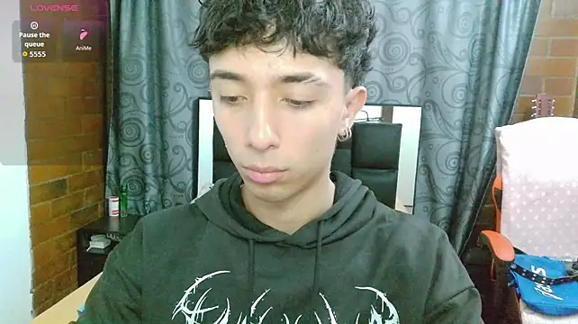 Mr__Aaronn XXX чат на живо