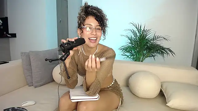 varenkaivanova_22's Live XXX Chat