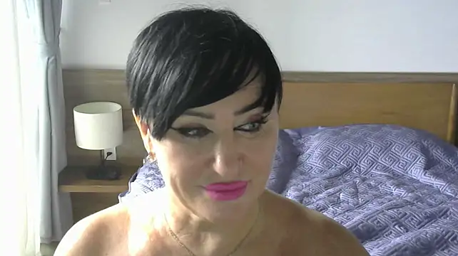 Kleotempt's Live XXX Chat