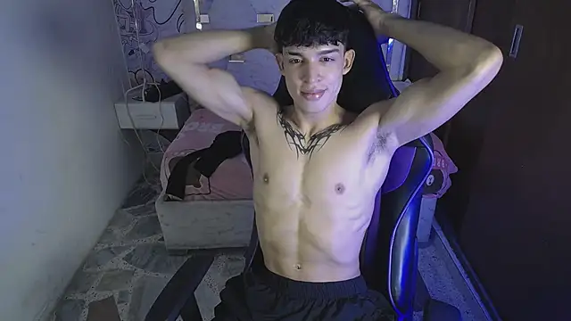 Liom_Gym's Live XXX Chat