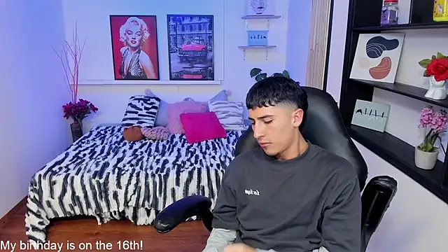 XXX chat uživo modela Benji23_