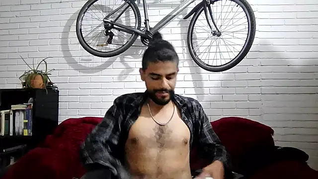 JBond007BBC Chat XXX live