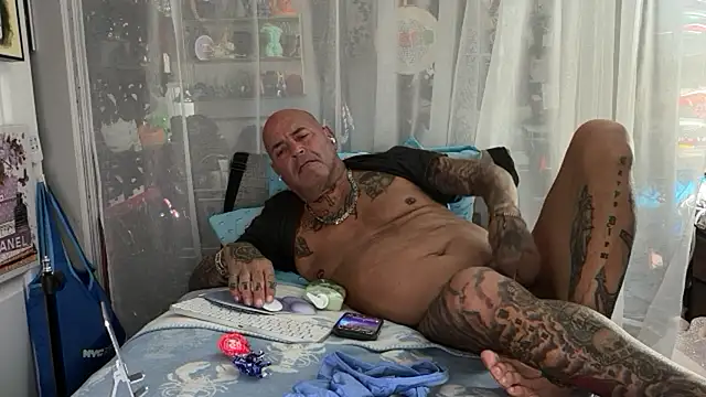 Živý XXX chat Italianguy56