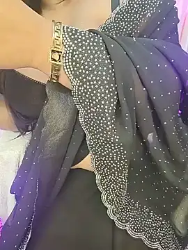 צ'אט XXX בשידור חי של Curvy_Pooja