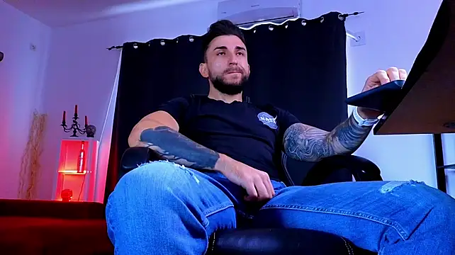 Chat XXX Live MightyAaron66