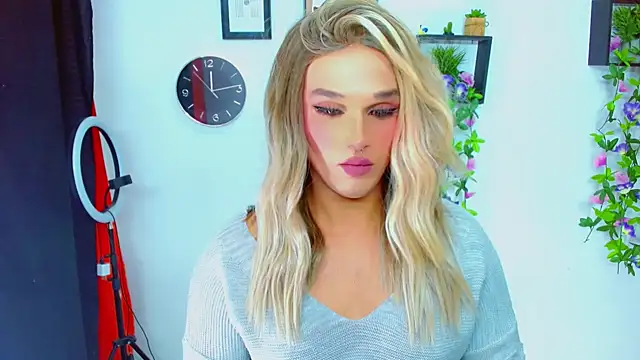 TaylorMon Chat XXX in diretta