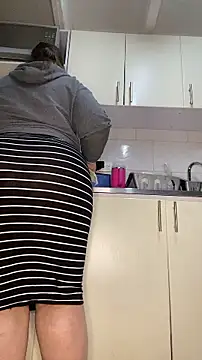 XXX chat uživo modela Chloee_Peach