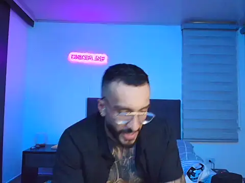 Živý XXX chat Simon_trujillo