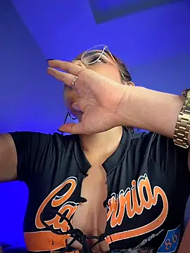 _mayka – Naživo XXX chat