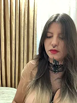 Srta-Weaver's Live XXX Chat