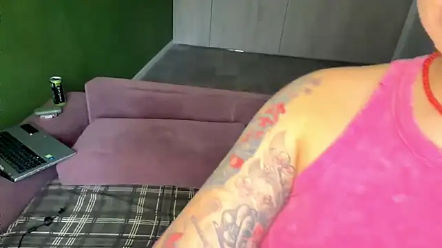 Chat +18 de Velvet_Evelyn ao vivo