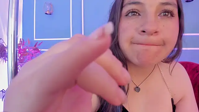 TaraTaylorr Live XXX-chat