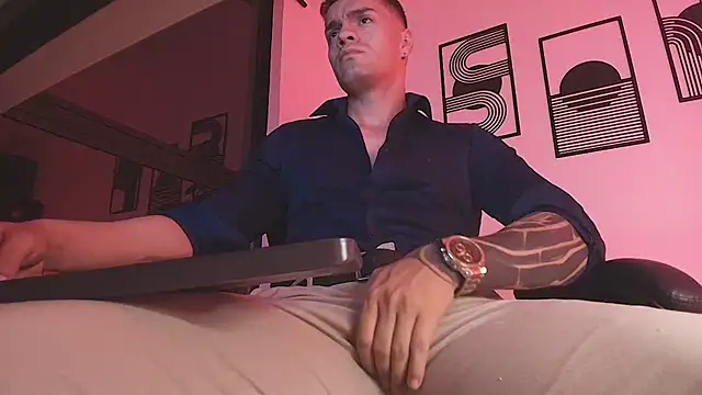 ALPHA_DOMINUS_n Live XXX chat