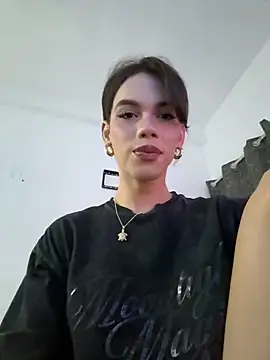 Carlita_cute's Live XXX Chat