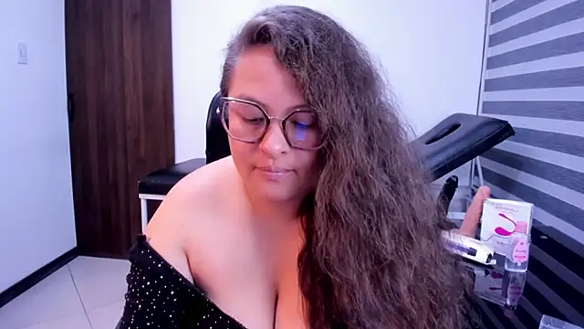دردشة SaraThonson_ الجنسية المباشرة
