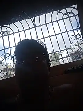 dhirusury050625 Pertunjukan Webcam