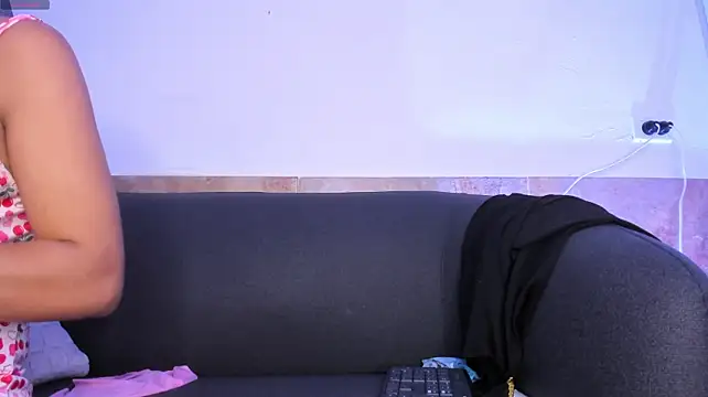 zaif_thal's Live XXX Chat