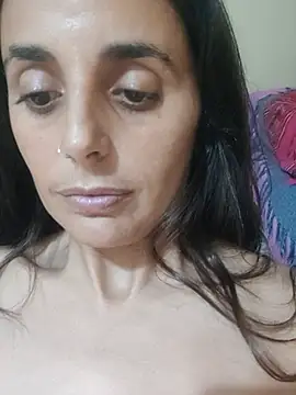 pequenha's Live XXX Chat