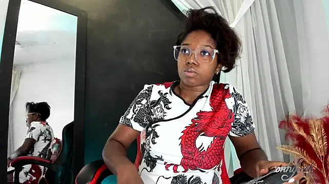 Chat +18 de connywellss ao vivo