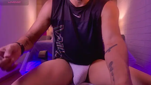 Živý XXX chat LiamDeeps