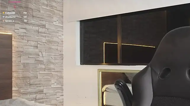 Онлайн чат XXX aaron_bolt