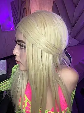 Chatroom XXX en direct de lya_nekko_