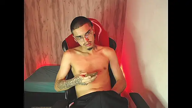 Tayson_Hot Live XXX-chat