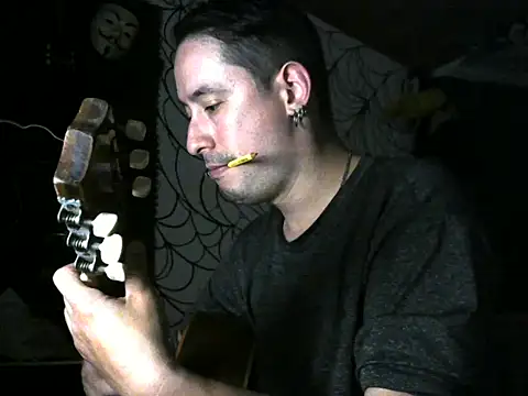 vampireathome Show in webcam