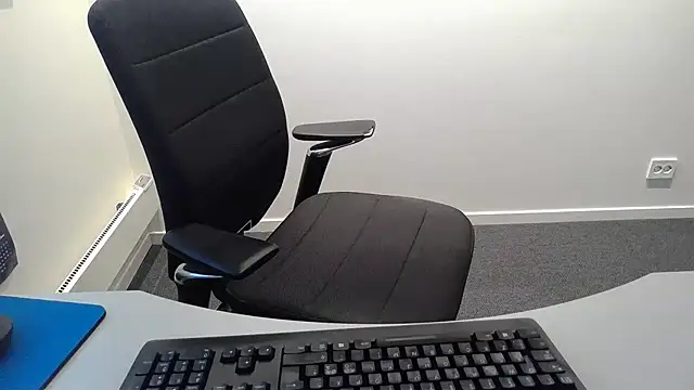 XXX chat uživo modela Buggemann