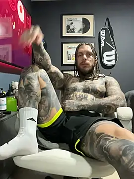 ThomasHells Live XXX Chat
